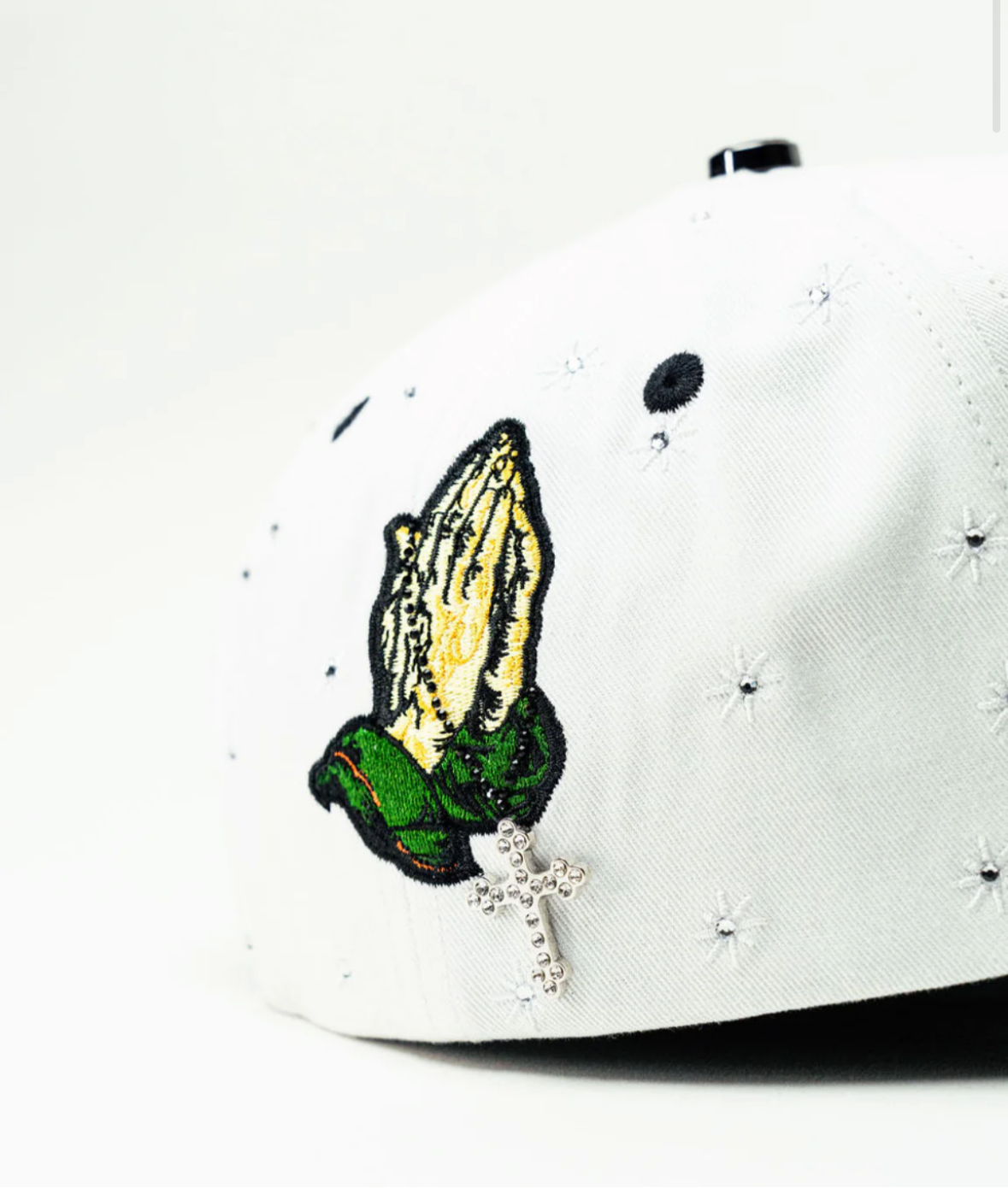 White Bigg Boss San Judas